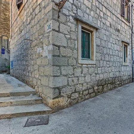 With Balcony Apartamento