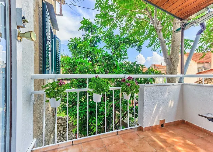 With Balcony * Split