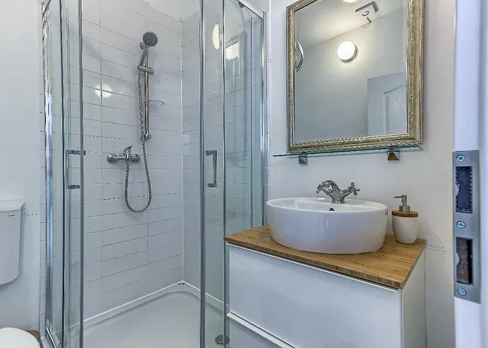 With Balcony Apartamento